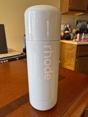 RHODE Glazing Milk Facial Essence